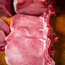 VEPŘOVÁ PEČENĚ S KOSTÍ (KOTLETA)/ČR